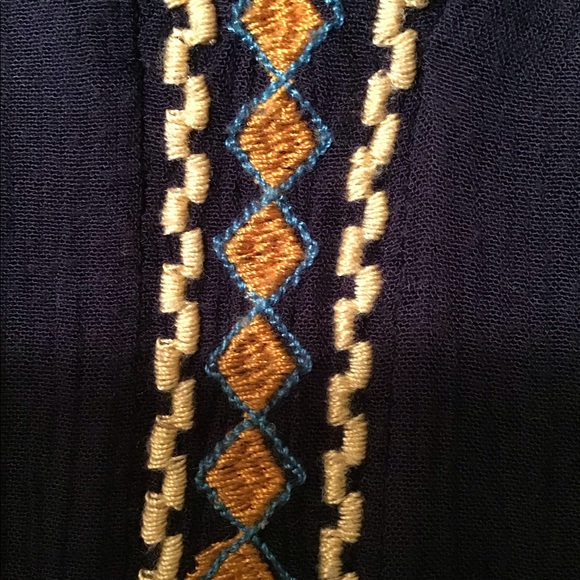 FOREVER 21 top - Picture 3 of 8